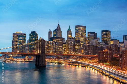 Obraz na płótnie canvas Nowy jork manhattan pont de brooklyn