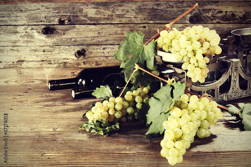Obraz na płótnie canvas trzyczęściowy "tryptyk" Wino