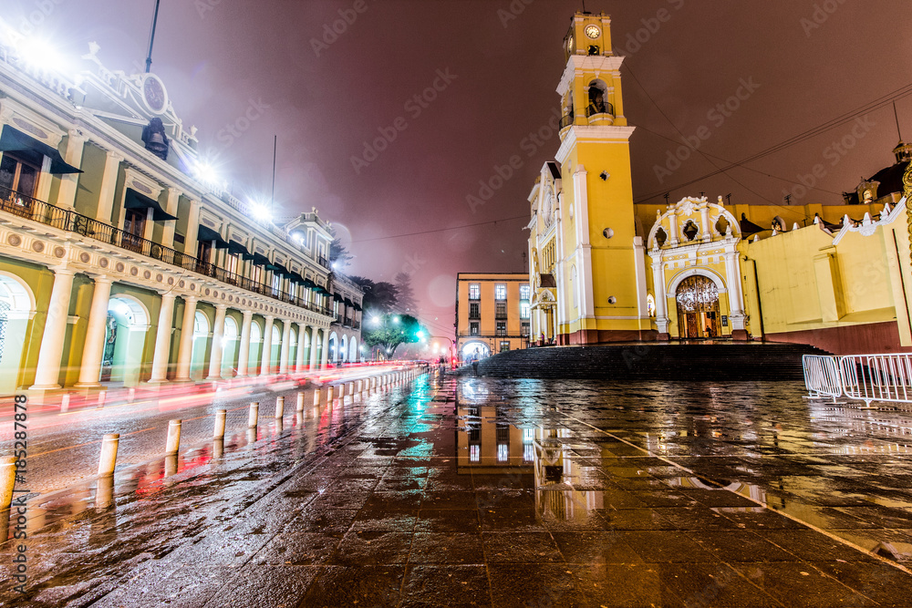 Catedral Y Palacio De Gobierno En El Centro De Xalapa Veracruz Stock