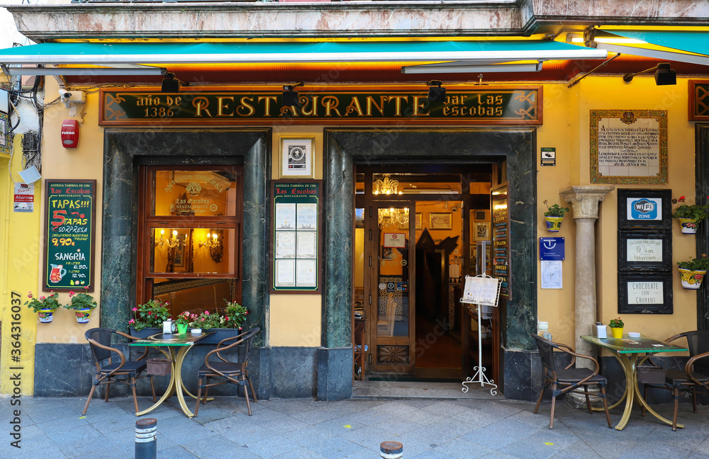 Seville Spain Avril The Antigua Taberna De Las Escobas Dates