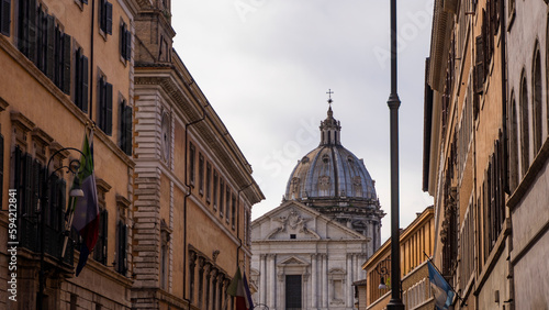 kościół uliczki rzym watykan zabytki spacer bolonia włochy piza