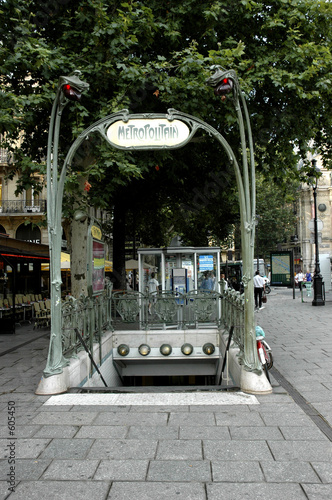 Dekoracja na wymiar  paryskie-metro