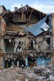 Fototapeta Niebo - housebreaking, demolition of buiding