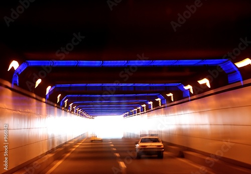 Board z aluminiowym obramowaniem Tunel osnowy