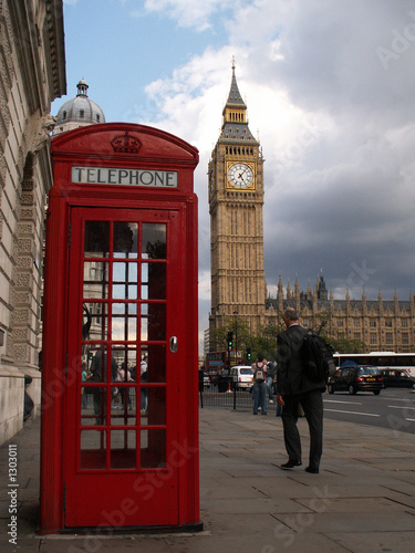 Plakat na papierze fotorealistycznym Biznesmen Londyn telefon big ben
