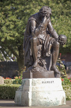 Statue Of Hamlet Stratford Upon Avon