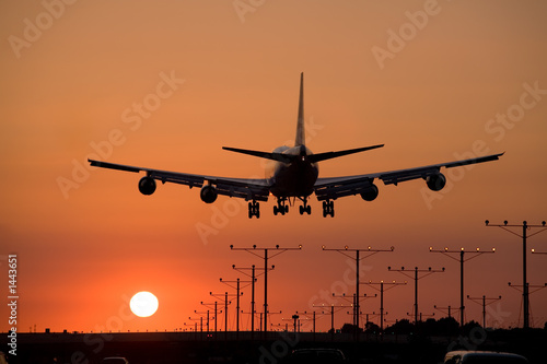 Zdjęcie XXL sunset jet landing 3