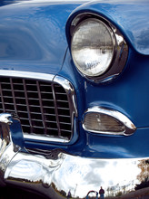 1955 U.s. Classic Car Front End With Chrome Bumper