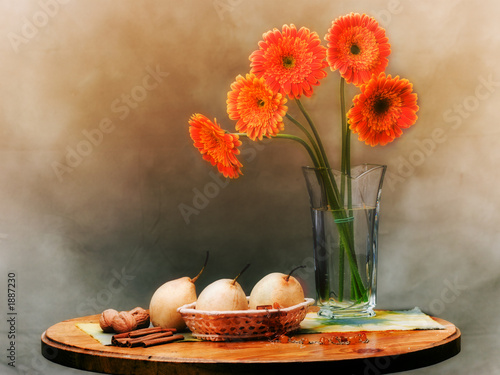 Naklejka - mata magnetyczna na lodówkę elegant sill life with orange flowers