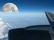 Das Flugzeud Und Der Mond