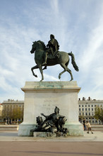 Statue Of King Louis