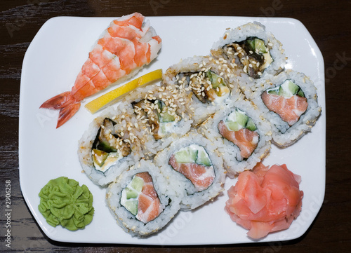 Tapeta ścienna Talerz obiadowy sushi