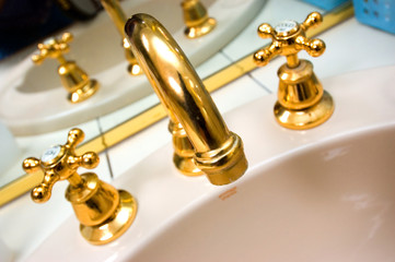 gold plated taps