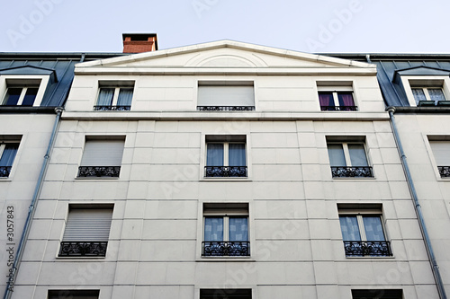 Immeuble En Ville Immobilier Haut Standing Acheter Cette Photo Libre De Droit Et Decouvrir Des Images Similaires Sur Adobe Stock Adobe Stock Immeuble En Ville Immobilier Haut Standing Acheter Cette Photo Libre De Droit Et Decouvrir Des Images Similaires Sur Adobe Stock Adobe Stock