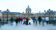 © AlexQ - foule en mouvement à paris