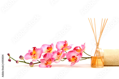 Obraz w ramie pink orchid and fragrance sticks