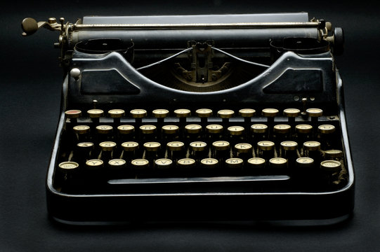 old dusty typewriter