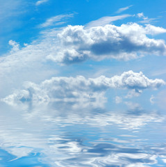 Naklejka na meble  beautiful summer sky with water reflection