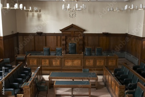 Cuadros en Lienzo court room, council chambers