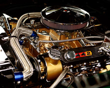 442 Engine, Restored Painted And Chromed