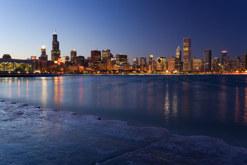 Fototapete - Icy downtown of Chicago