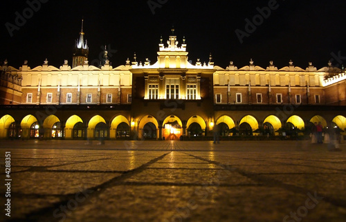 Tapeta ścienna Plac krakowski nocą