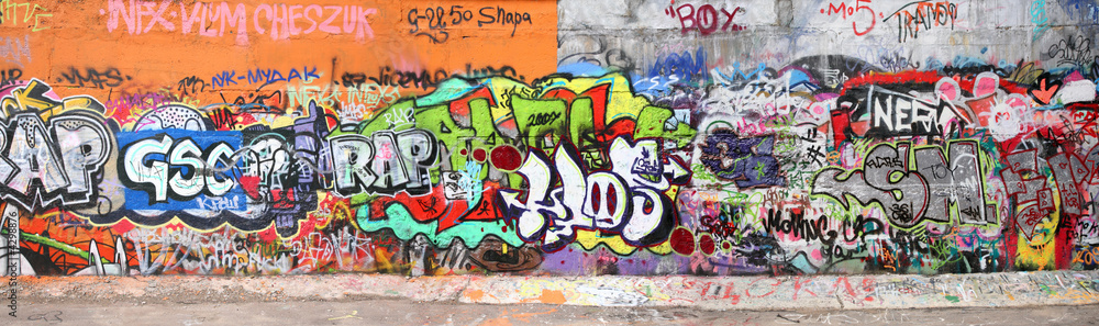 wall with graffity - obrazy, fototapety, plakaty 