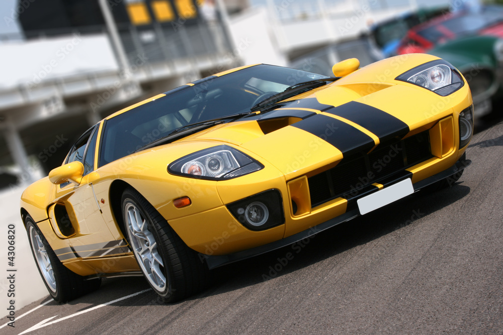 Foto Super car at race circuit