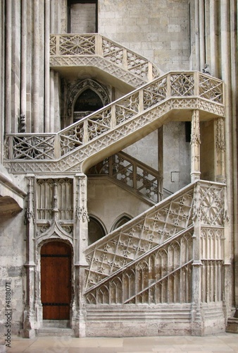 Naklejka - mata magnetyczna na lodówkę Cathedrale de Rouen - Escalier intérieur