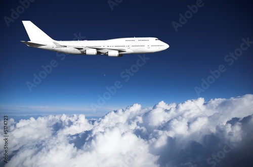 Naklejka samoprzylepna Jumbo jet powyżej chmur
