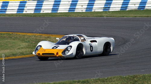 Photo  KONICA MINOLTA DIGITAL CAMERA