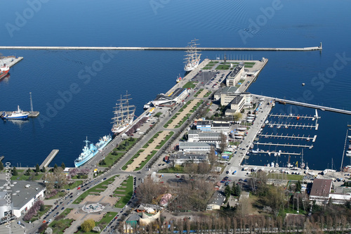 Obrazy Gdynia   widok-z-samolotu-na-port-gdynia