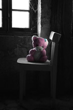 Lonely, Little Teddy Bear