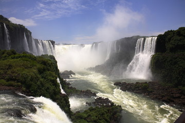 Wall Mural - Iguassu (Iguazu; Iguaçu) Falls - Large Waterfalls