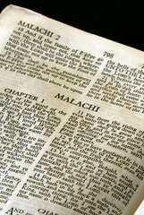 Canvas Print - holy bible open to the book of Malachi in the old testament