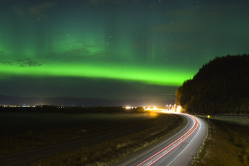 Wall Mural - Aurora Borealis over Glenn Hwy in Alaska