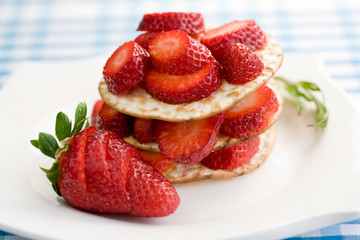 Wall Mural - Healthy strawberries