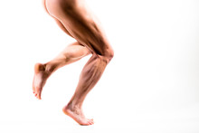 Nackte Männliche Beine Laufen Von Links Nach Rechts