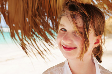 Poster - Young girl on tropical beach