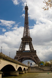 Fototapeta Na drzwi - Eiffel Tower and the Seine River