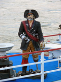Pirat auf einem Schiff