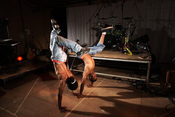 Two hip-hop dancers