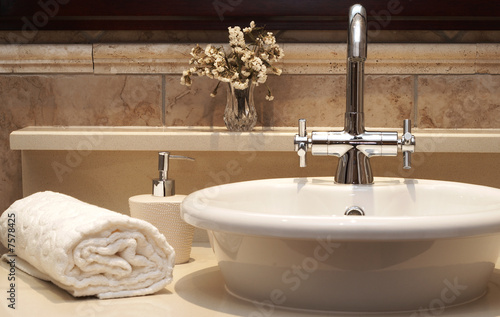 Fotografía  Beautiful sink in a bathroom