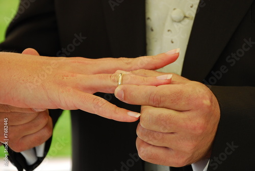 Hochzeit Ubergabe Trauring Mann Frau Buy This Stock Photo And Explore Similar Images At Adobe Stock Adobe Stock