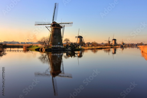 Cuadros en Lienzo Windmills Of Kinderdijk