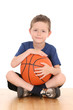 © matka_Wariatka - 6-7 years old boy with basketball