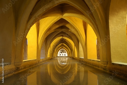 Tapeta ścienna Arabska kąpiel w alcazar sevilla (Hiszpania)