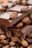 Fototapeta Mapy - close-ups of dark chocolate and coffee beans