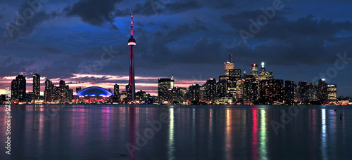 Fotoboard na płycie Malowniczy widok na panoramę nabrzeża miasta toronto na zachód słońca