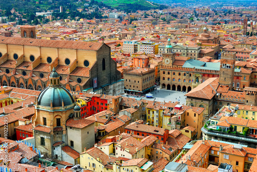 Fotografía Italy, Bologna aerial view from Asinelli tower.